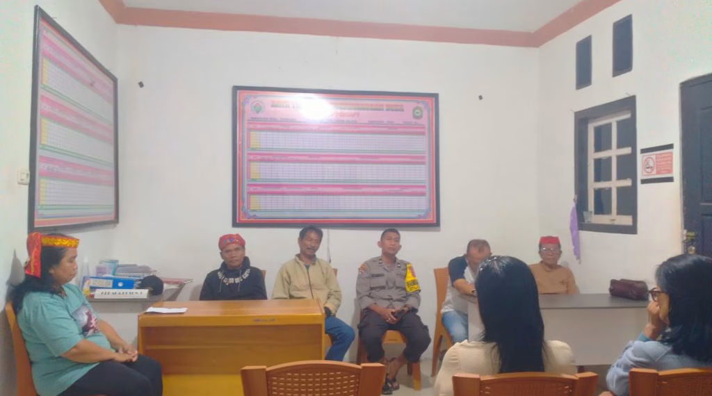 Mediasi Dugaan Perzinaan di Desa Patiwunga Diselesaikan Melalui Adat dan Musyawarah