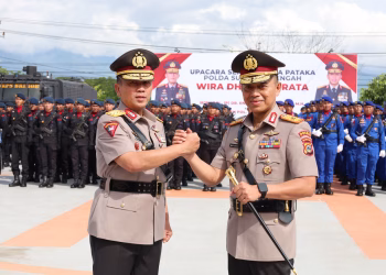 Polda Sulteng Gelar Serah Terima Pataka “Wira Dharma Brata”, Tonggak Kepemimpinan Baru Brigjen Pol Nasri