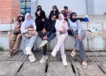 Dukungan Ibu Ibu ARK Pompa Semangat Arka Cs di Lapangan