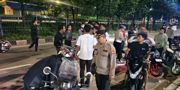 Patroli Tengah Malam Polres Metro Tangerang Kota Bikin Warga Tenang, Kapolres Ingatkan Bahaya Tawuran dan Begal