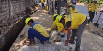 Akses Pedestrian Jadi Prioritas, Trotoar Jalan Bouraq-Lio Baru Kota Tangerang Diperbaiki