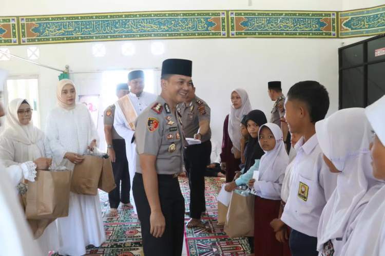 Peringati Hari Kesatuan Gerak Bhayangkari, Kapolres Simalungun Gelar Doa Bersama dan Santuni Anak Yatim