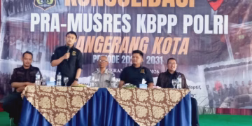 Mobi Wirahardian,S,H Pemimpin yang Efektif
