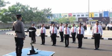 12 Personel Polres Metro Tangerang Kota Terima Penghargaan Kapolda atas Pengungkapan 25 Kg Sabu