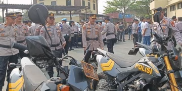Kapolres Pelabuhan Tanjung Priok Pimpin Pengecekan Kendaraan Dinas, Pastikan Kesiapsiagaan Personel dalam Siaga 1.