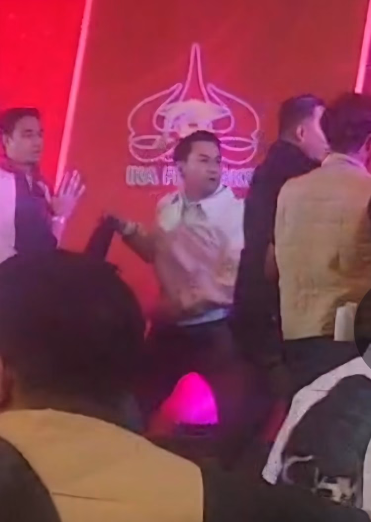 Kericuhan RUA IKA FH Trisakti, Sikap Azis Syamsudin Jadi Sorotan