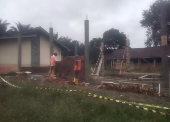 Revitalisasi SMPN 1 Panombean Panei Senilai Rp1,8 Miliar Berjalan, Warga Minta Mutu Bangunan Dikawal Ketat